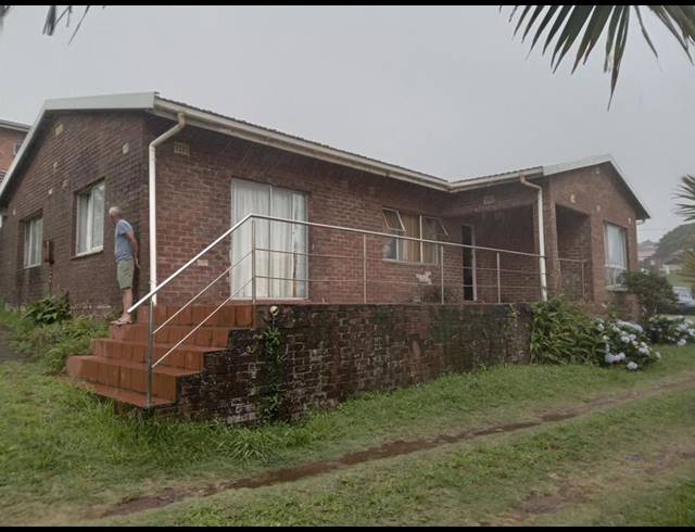 7 BEDROOM HOUSE FOR SALE IN TREASURE BEACH